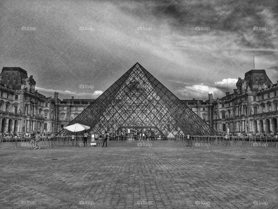 Mysterious Louvre