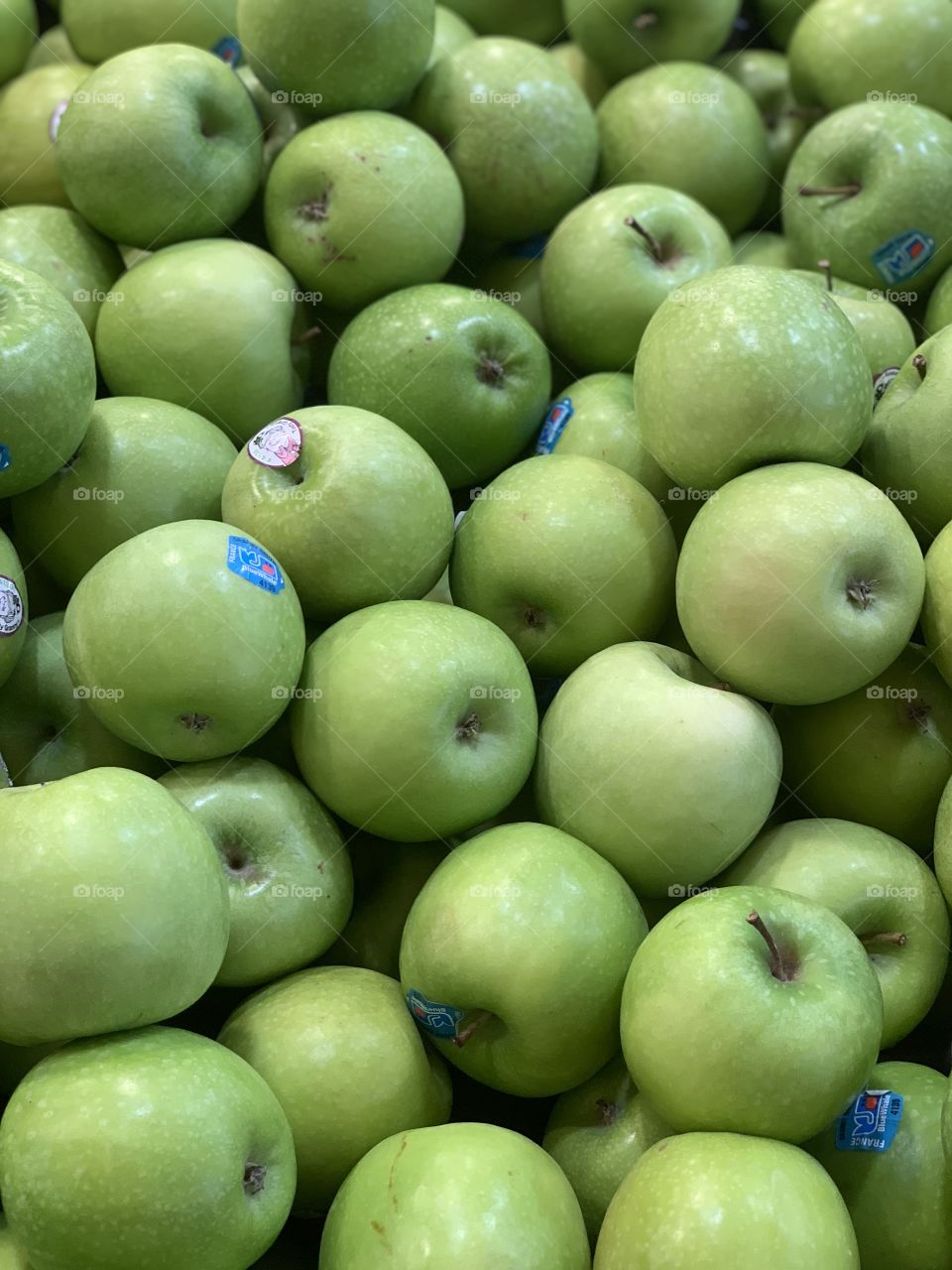 Green Granny Smith apples 