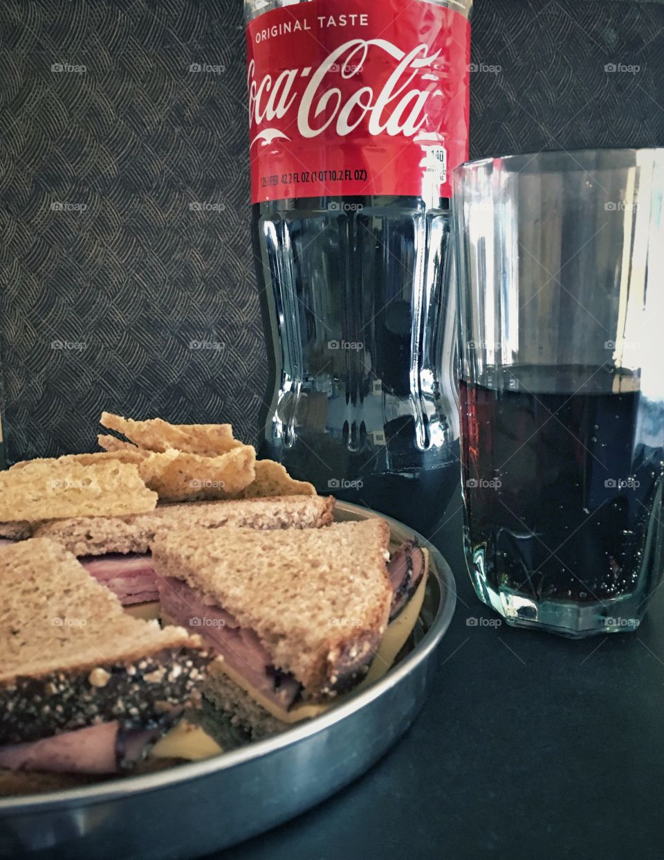 Taste the buzz Coca Cola 