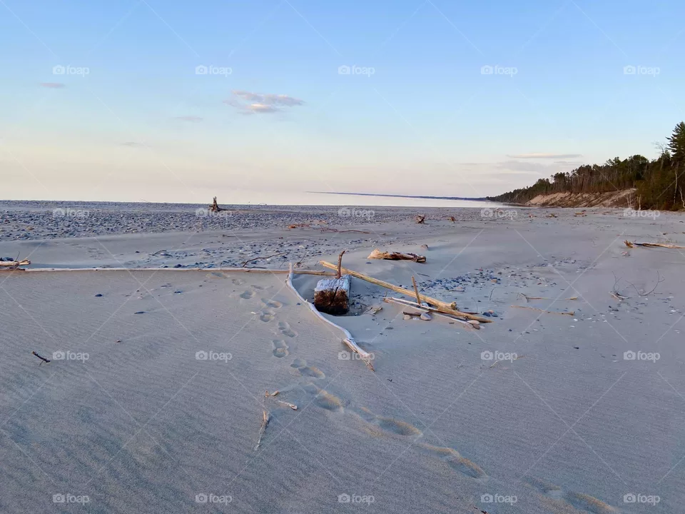 The Sandy shores of Lakes Superior in the Upper Peninsula of Michigan