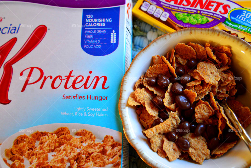 Special K Protein with chocolate Raisinets
