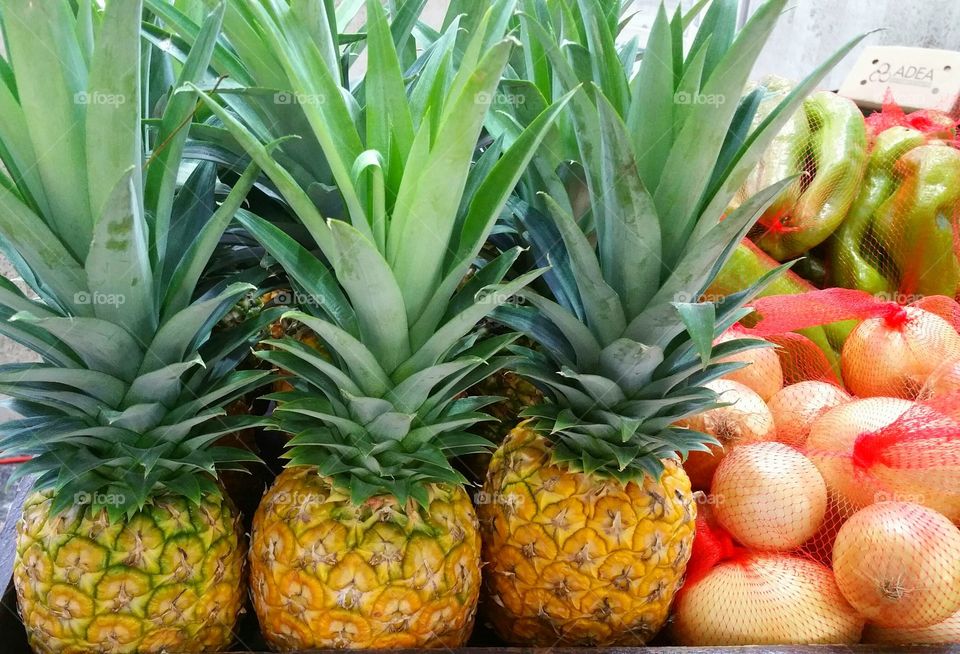 Pineapples, onions and green peppers