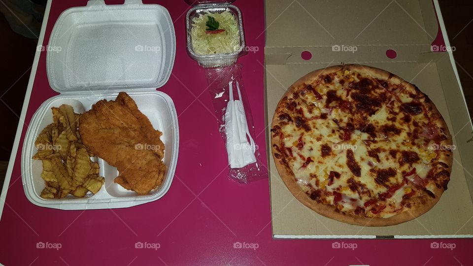 Pizza and Crispy Food