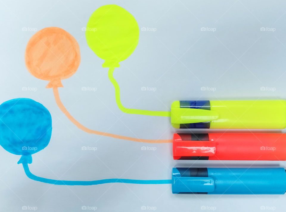 color explosion, drawing on paper, yellow, orange, blue, drawing with felt-tip pens, balloons, drawing.