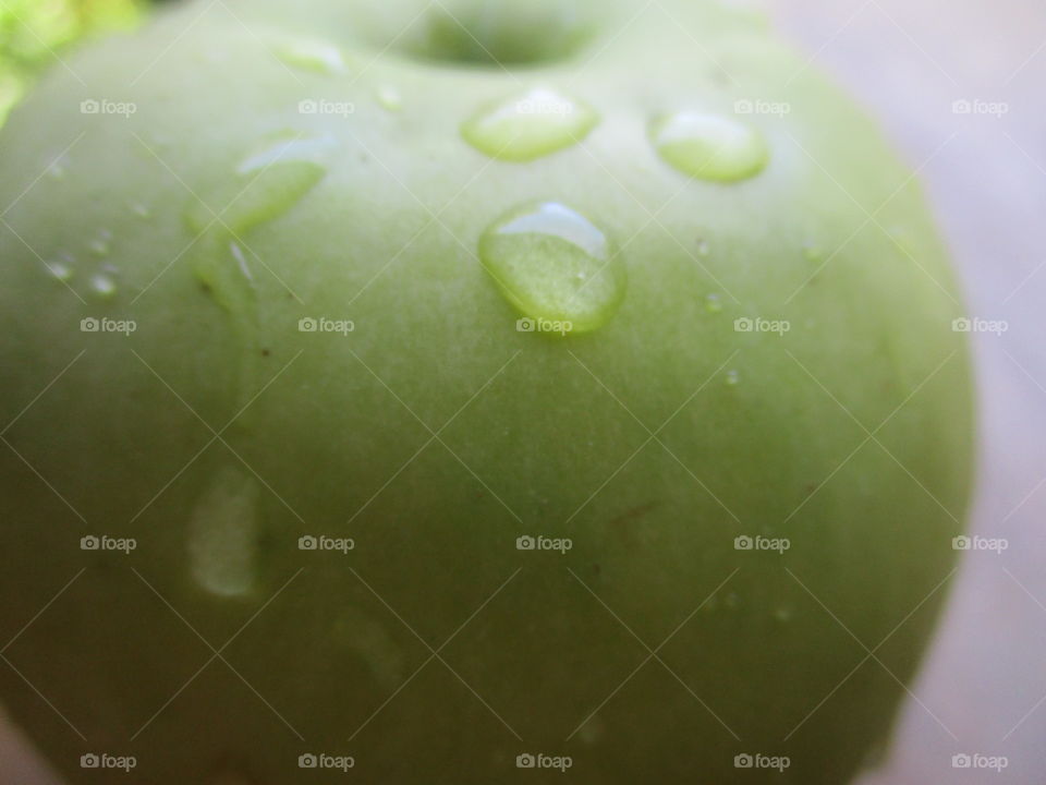 green apple