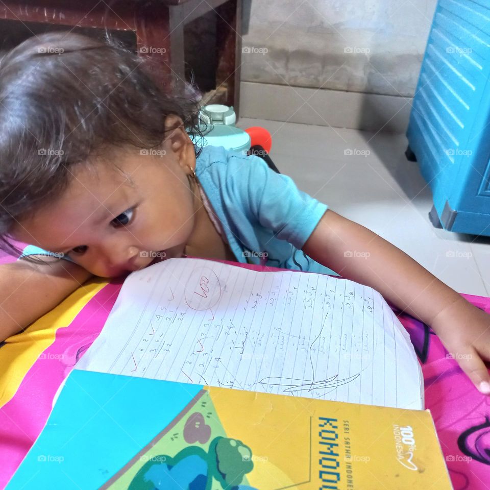 Toddlers learning to write