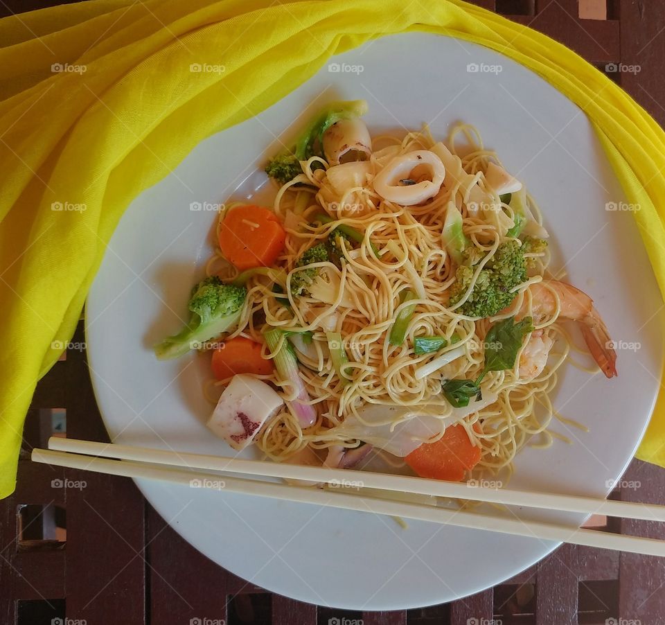 Seafood noodles in plate
