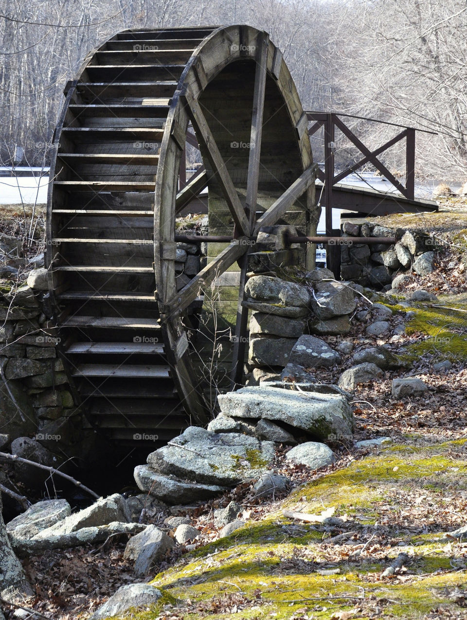 Water wheel at rest