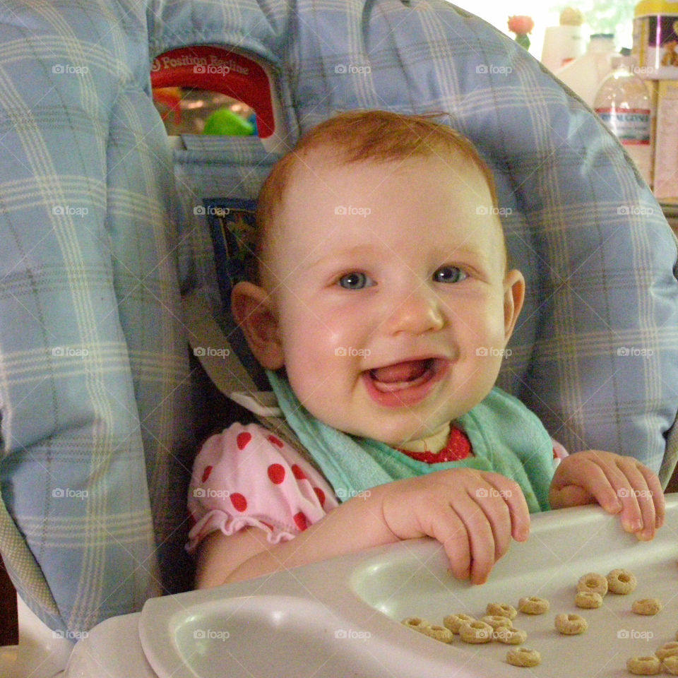 Baby Loves Cereal