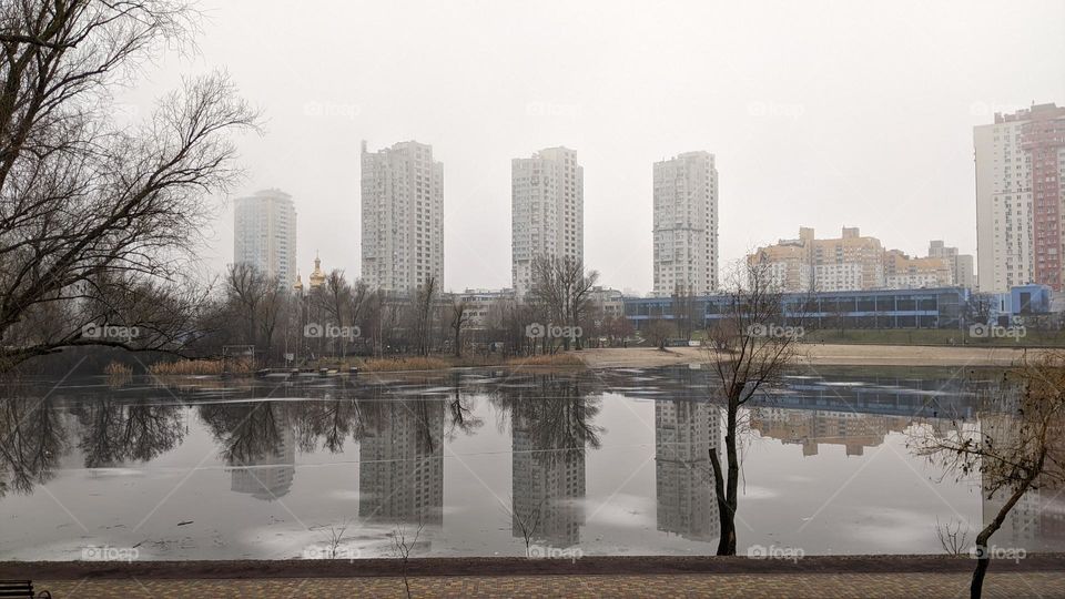 lake in Kyiv