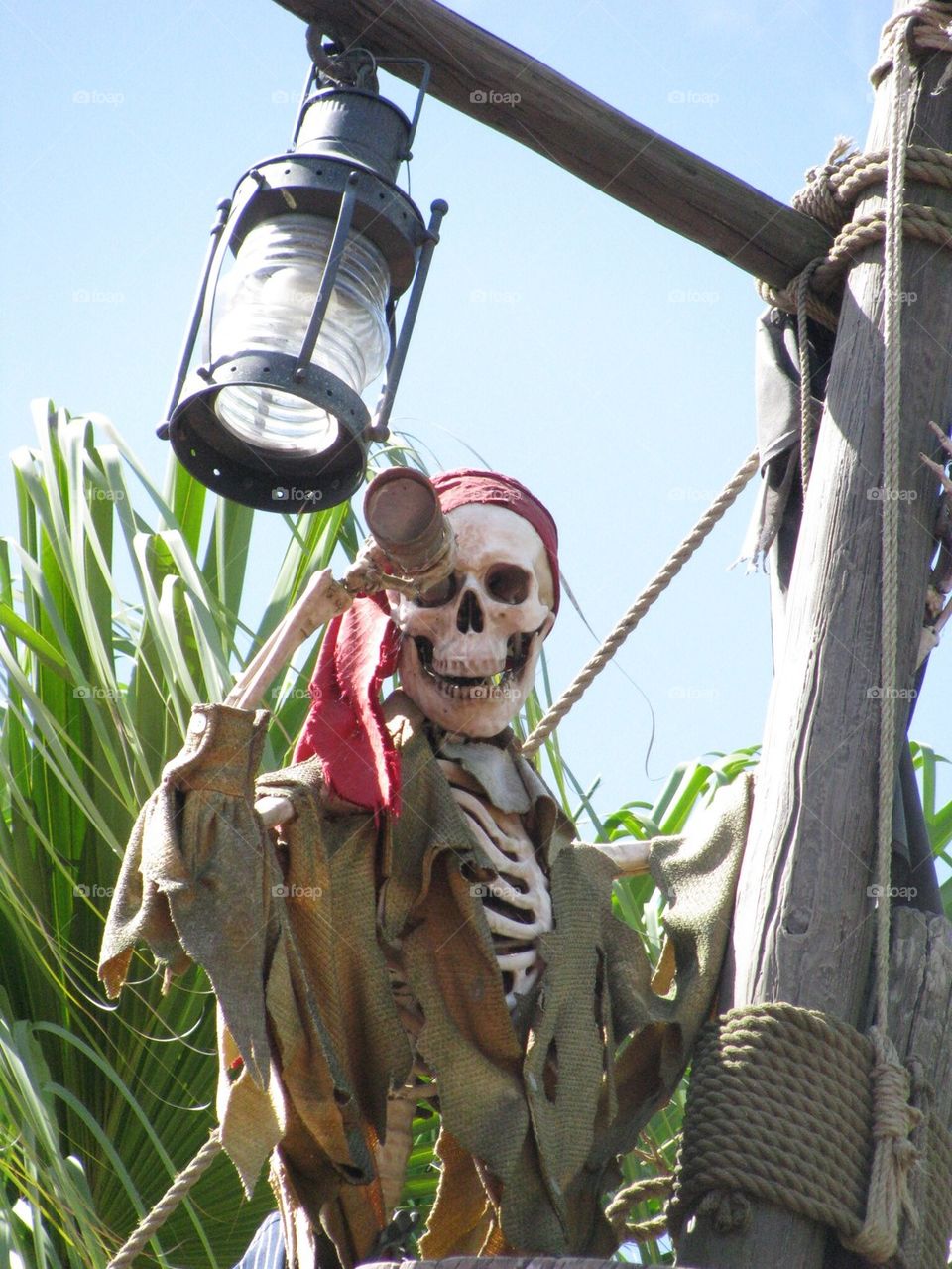 Dead men tell no tales