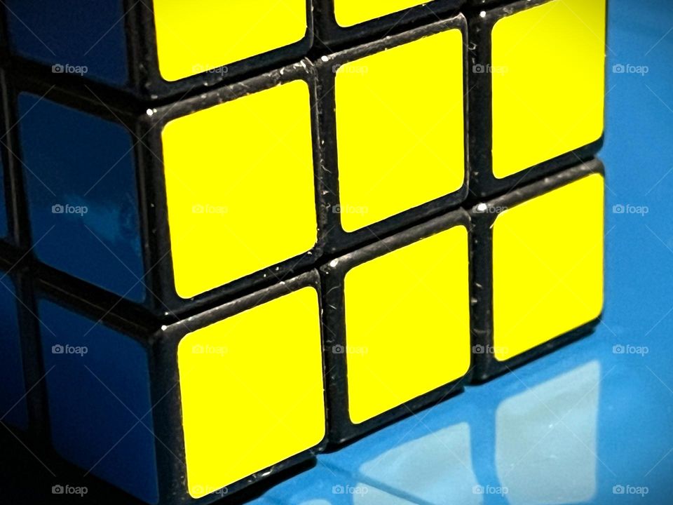 Yellow Blue Rubix Cube
