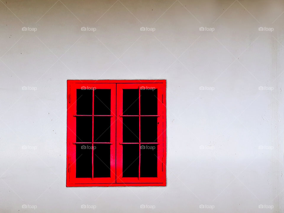 red window