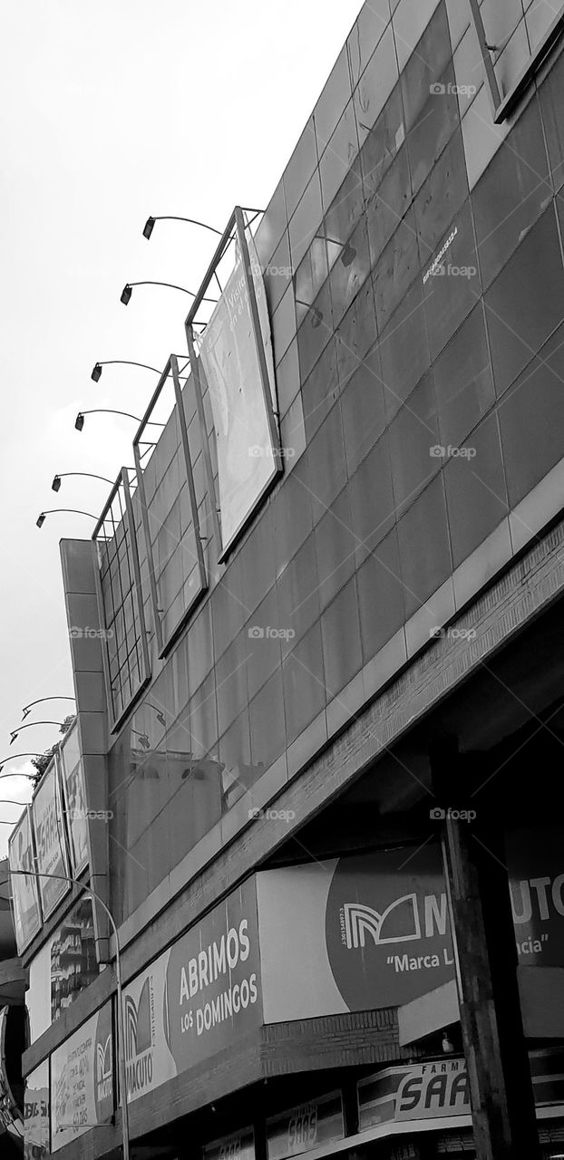 facade in mall maracay