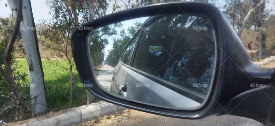 extraordinary reflection of my car side mirror