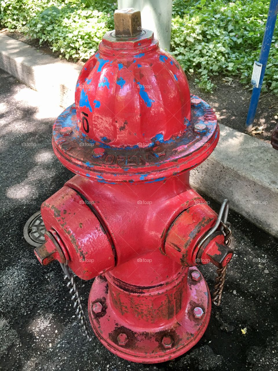 Perfect fire hydrant with a not so perfect paint job.