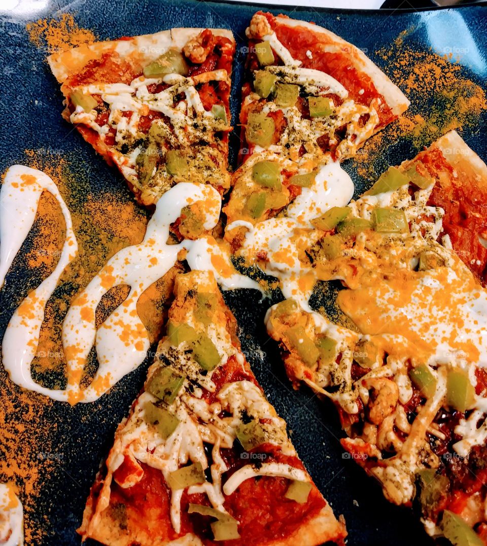 Homemade Vegan Pizza
Colorful
Vibrant colors