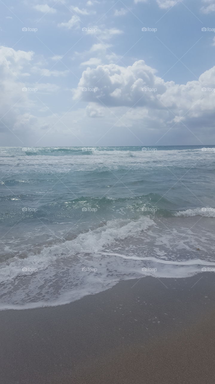Love the waves.