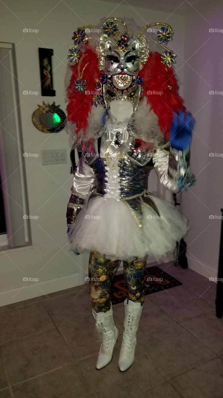 Weird Halloween party costume