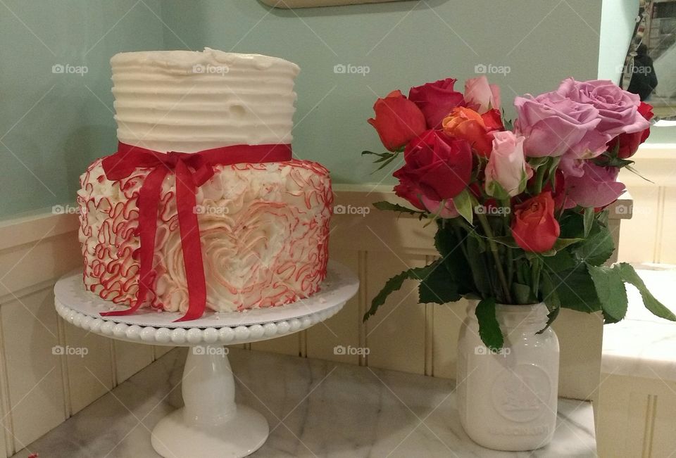 Valentine's day Cake and Roses