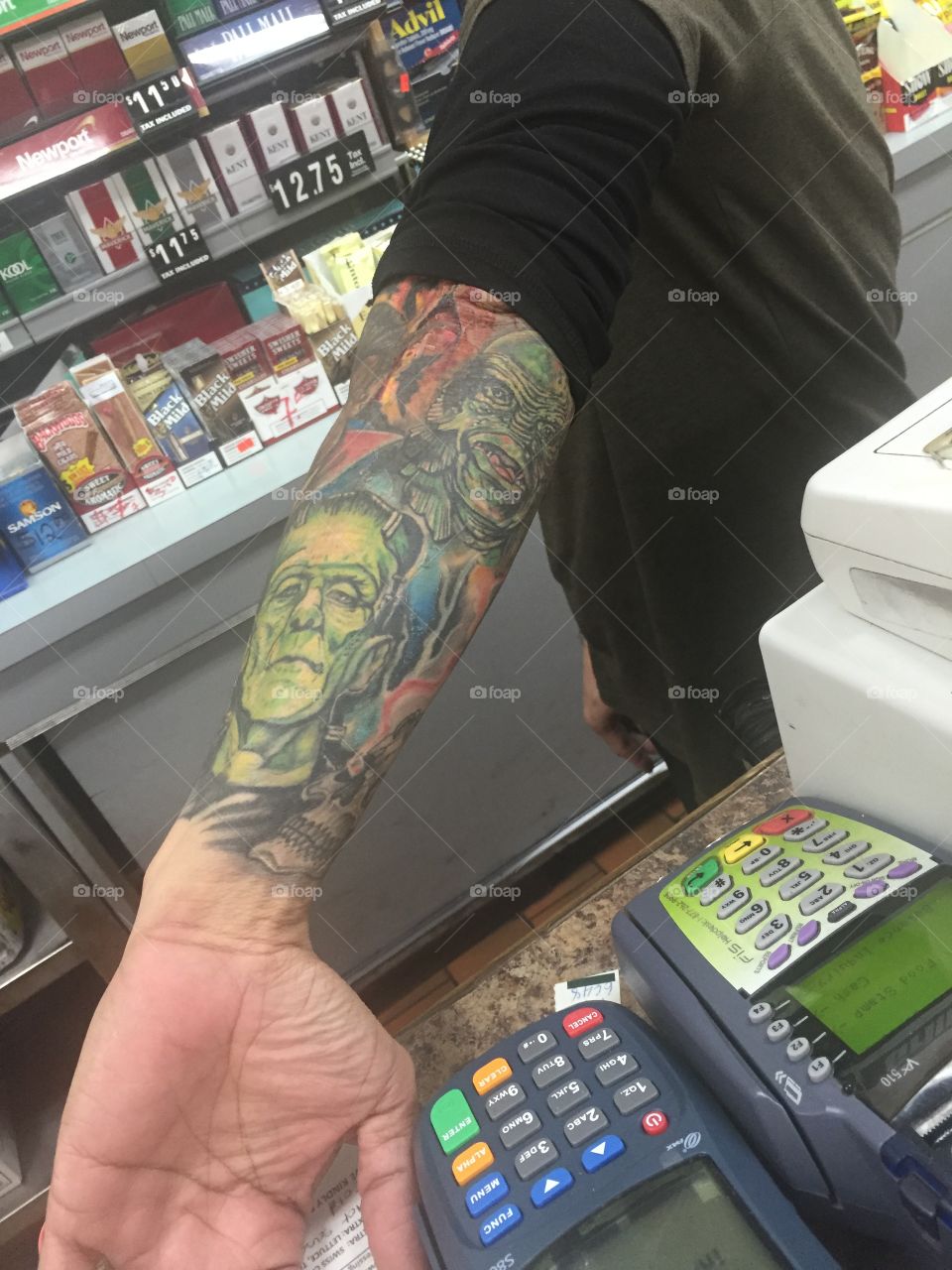 Tattoo sleeve 