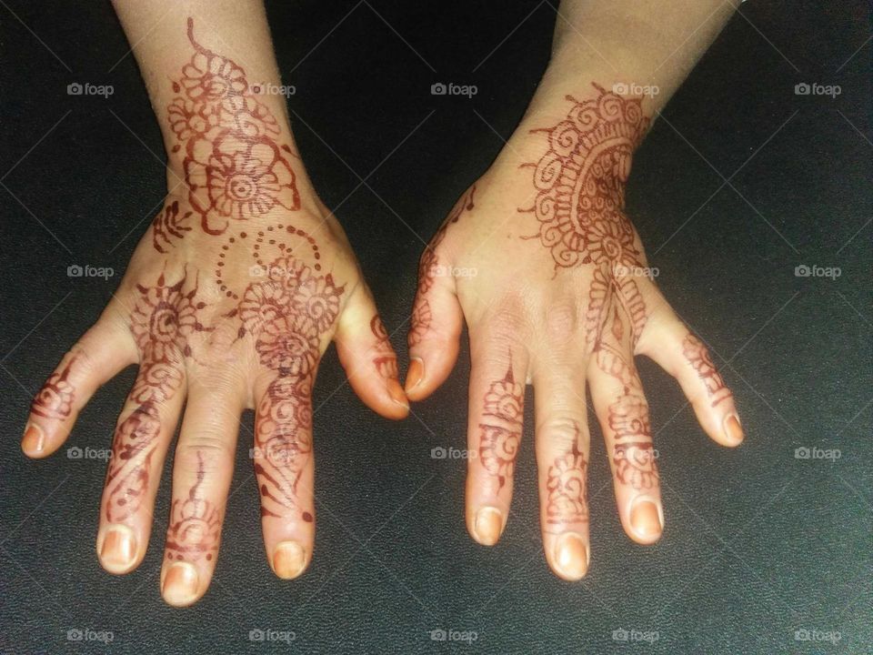 Tatouage on hands