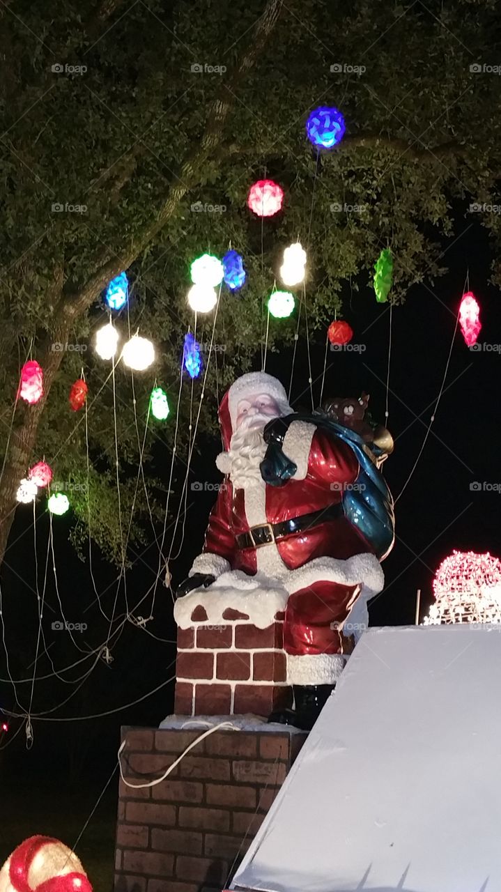 Santa on chimney