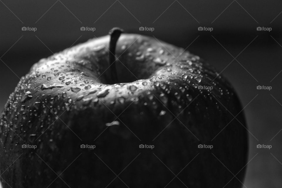 an apple in monochrome..