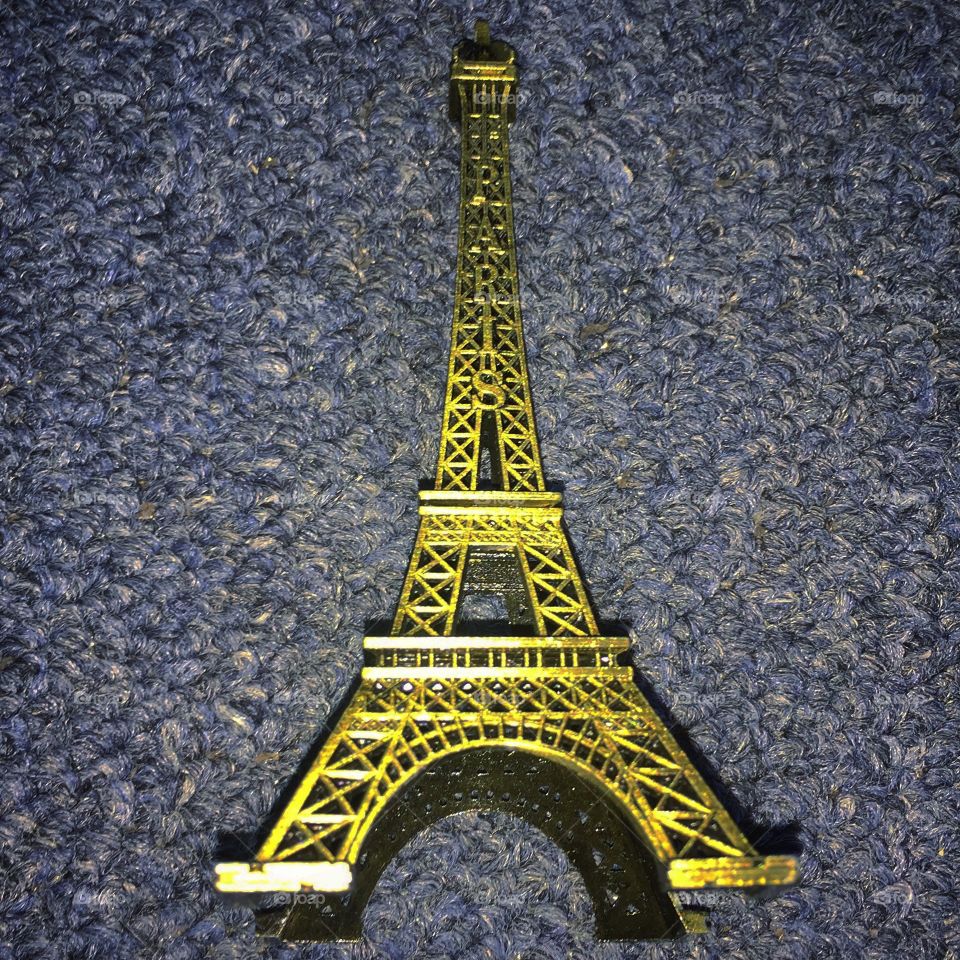 Eiffel tower figurine 