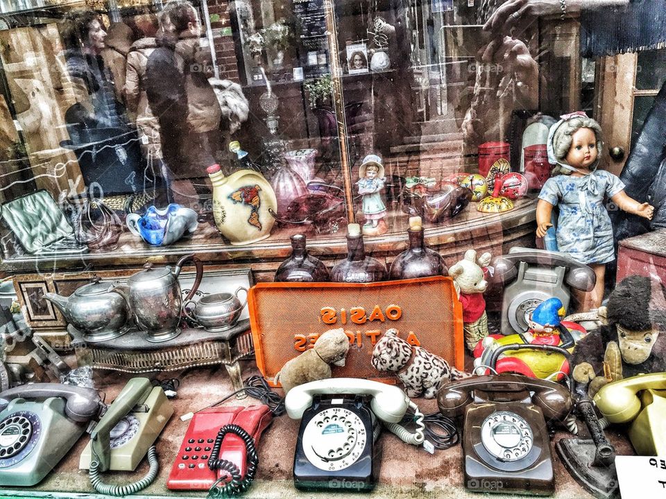 Retro telephones