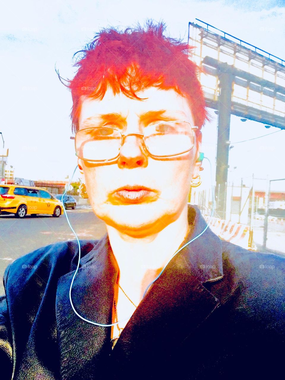 Another example of what the perfect hairdo and color can do for you. It heightens self esteem, increases confidence and generally just cheers up whosoever looks at a color this bright and intense including myself. 2020. Hypnotic Productions