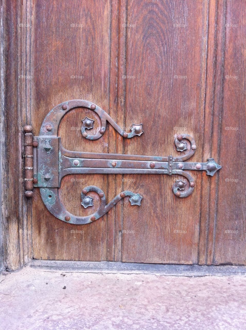 antique door hinge