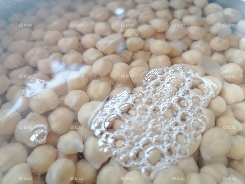 فقعات ماء Water bubbles