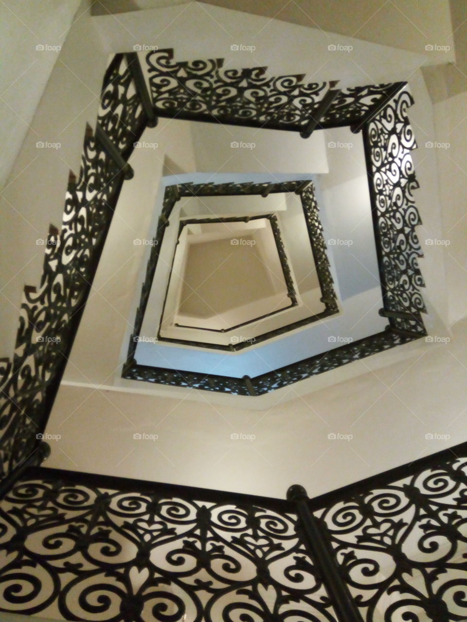 Geometric staircase