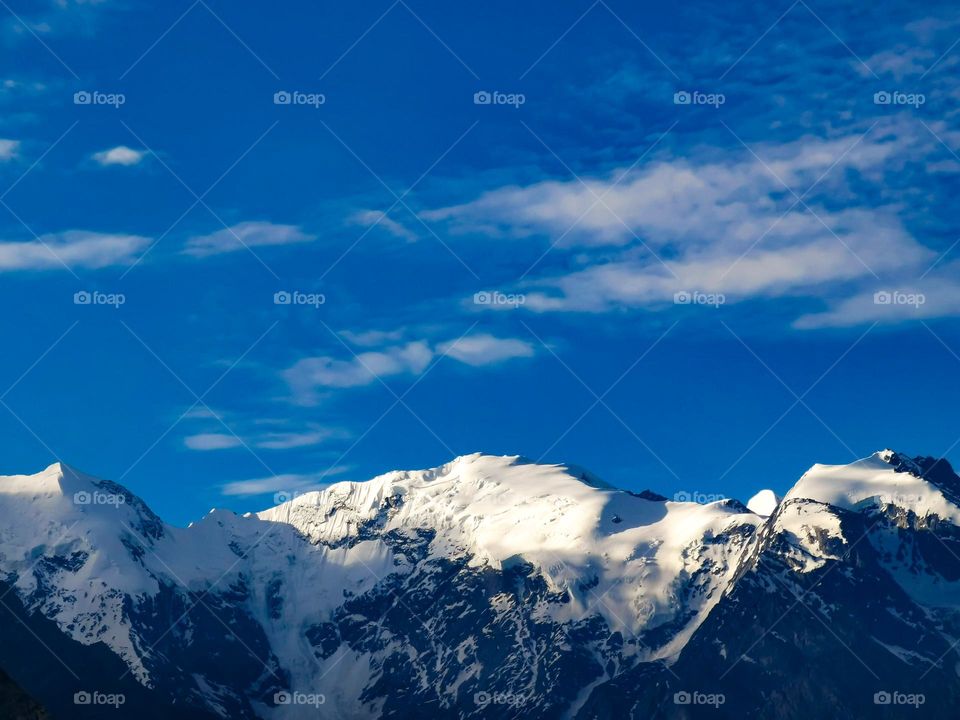 Summer's himalayas : beautifully written in heaven