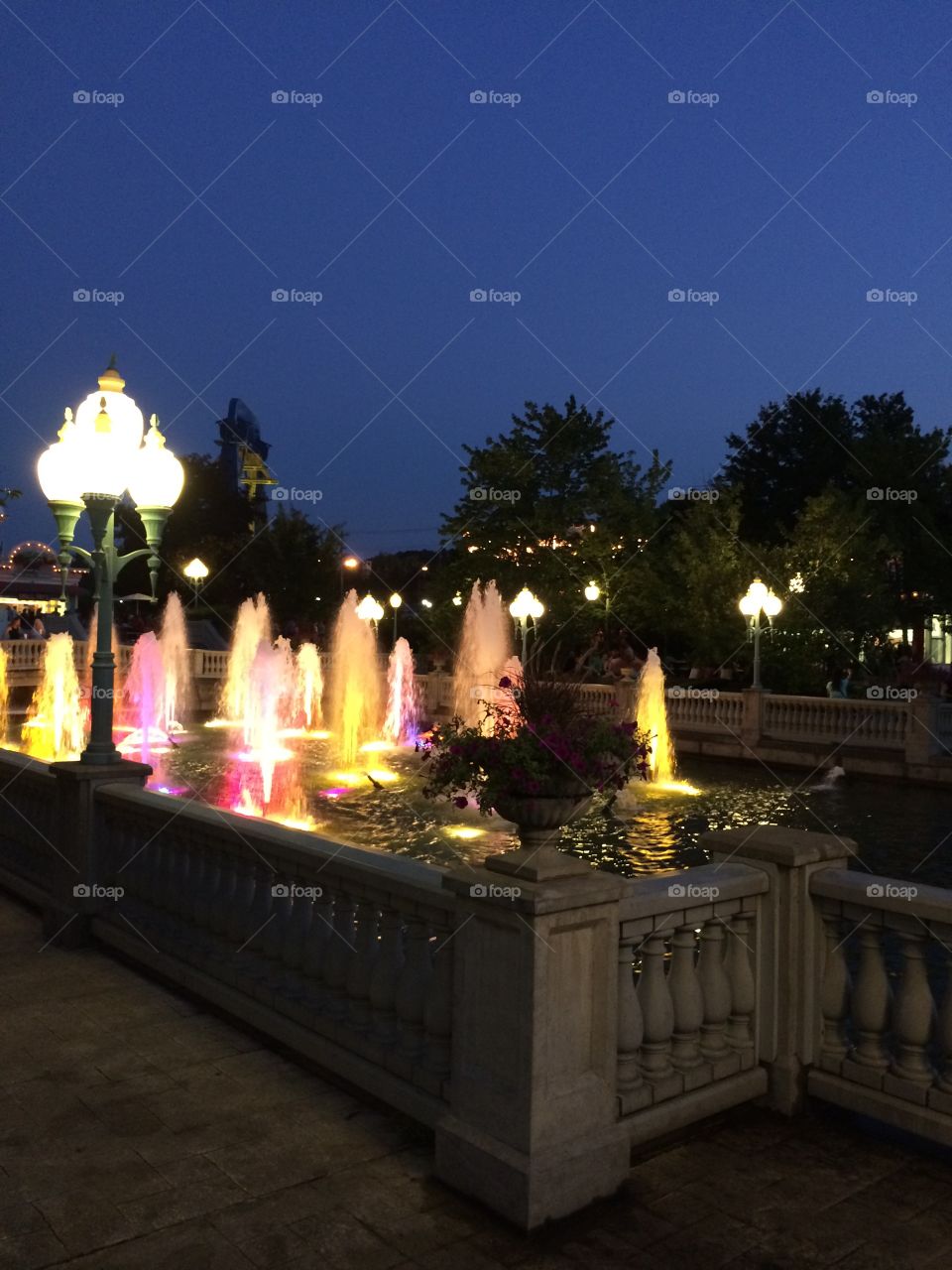 Colored fountains 