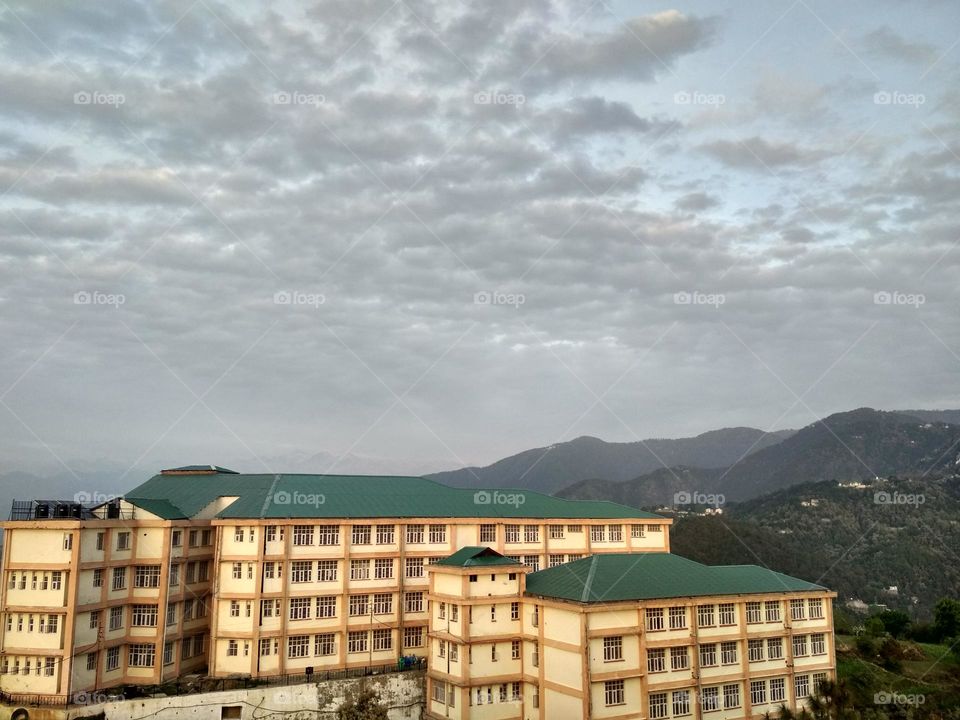 a big building picture.