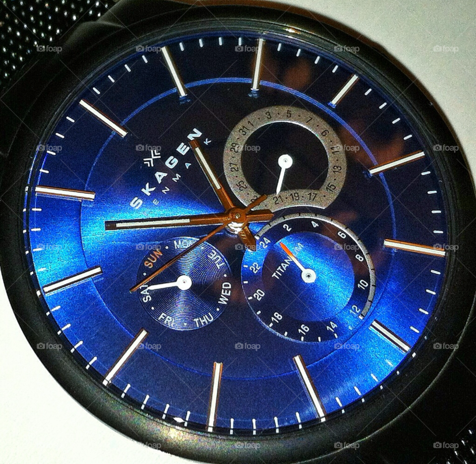 time watch titanium blue face by delvec