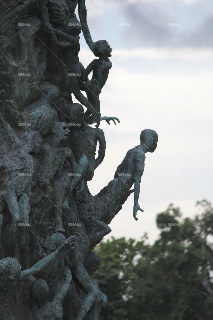 Eerie Holocaust Statue 