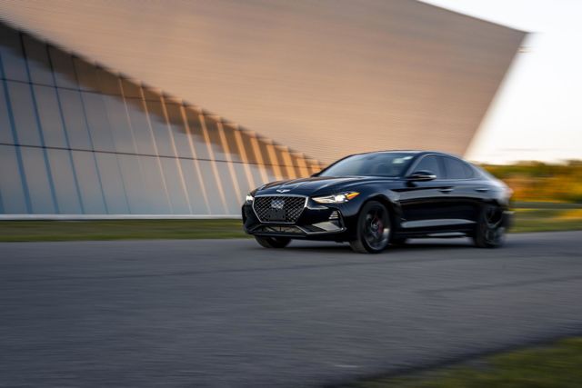 Genesis G70 in motion