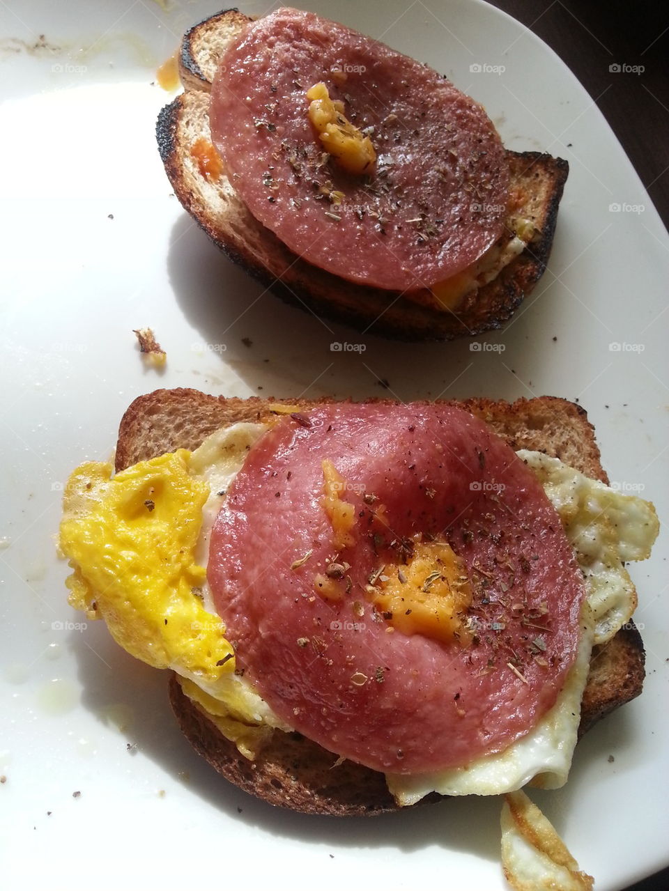 ham breakfast sandwich
