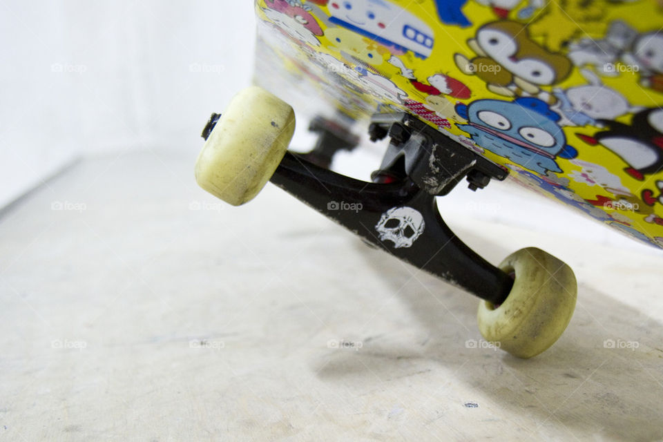 sport skateboard wheels board by plymen