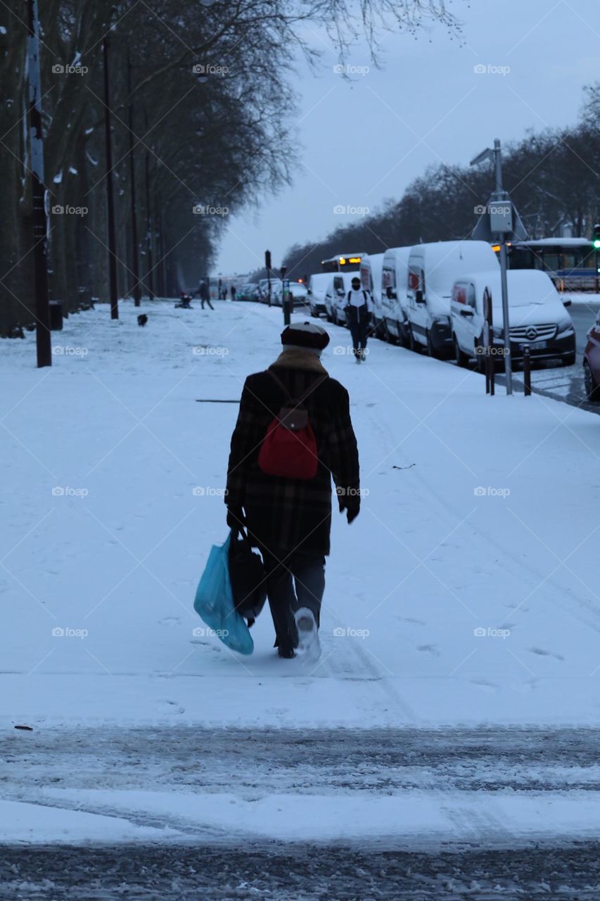 Walking in the snowfall 