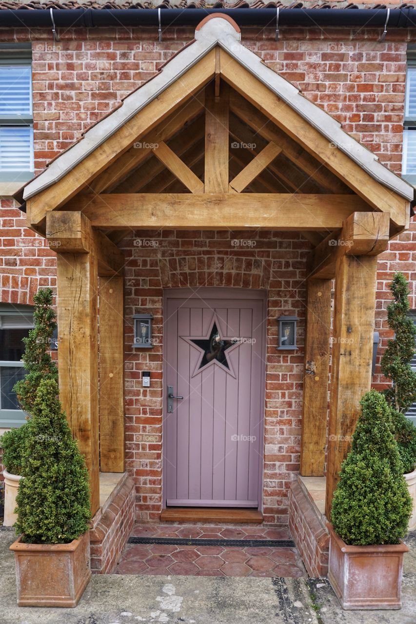 Plaster Pink Front Door … beautiful glass star cutout and apologies for my gaff (me taking the photo reflected in the glass)  🤭