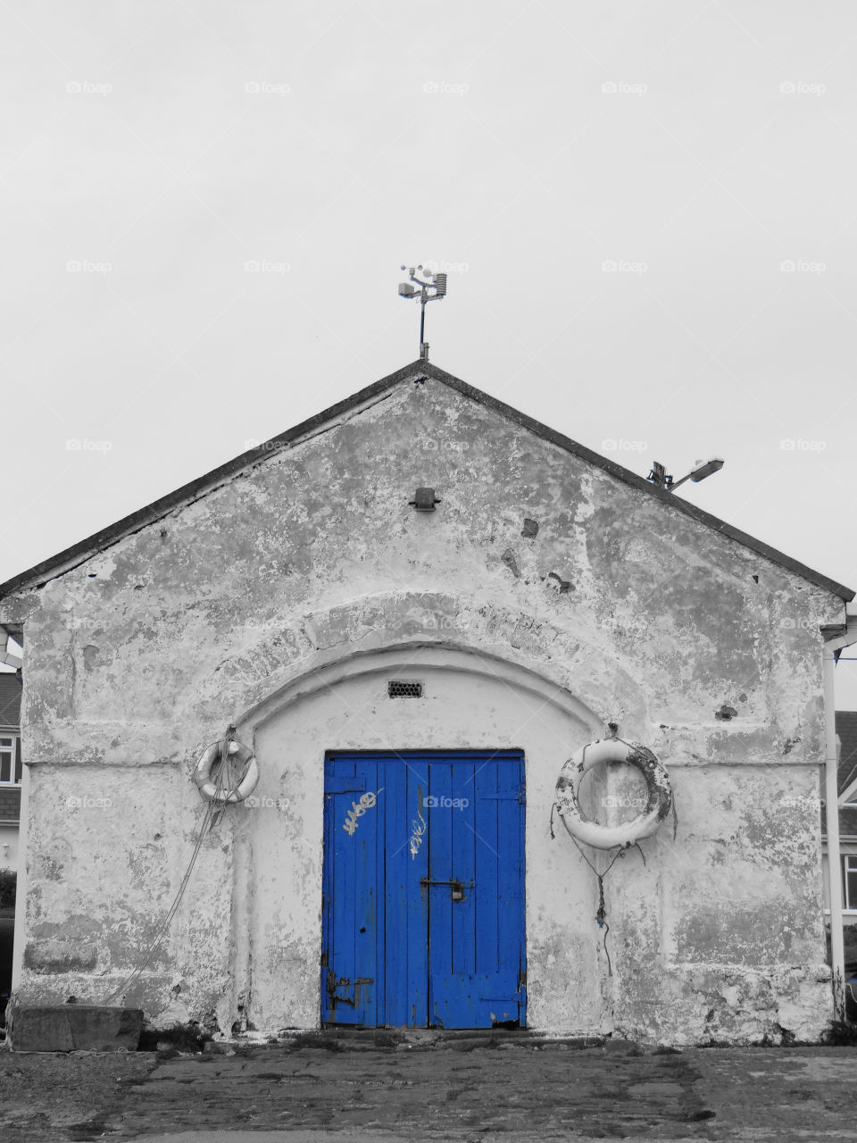 blue door boat life by kshapley