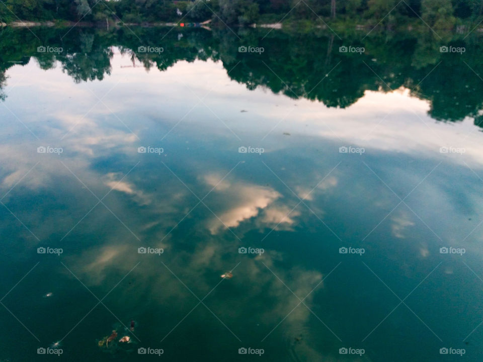 sky on lake reflects