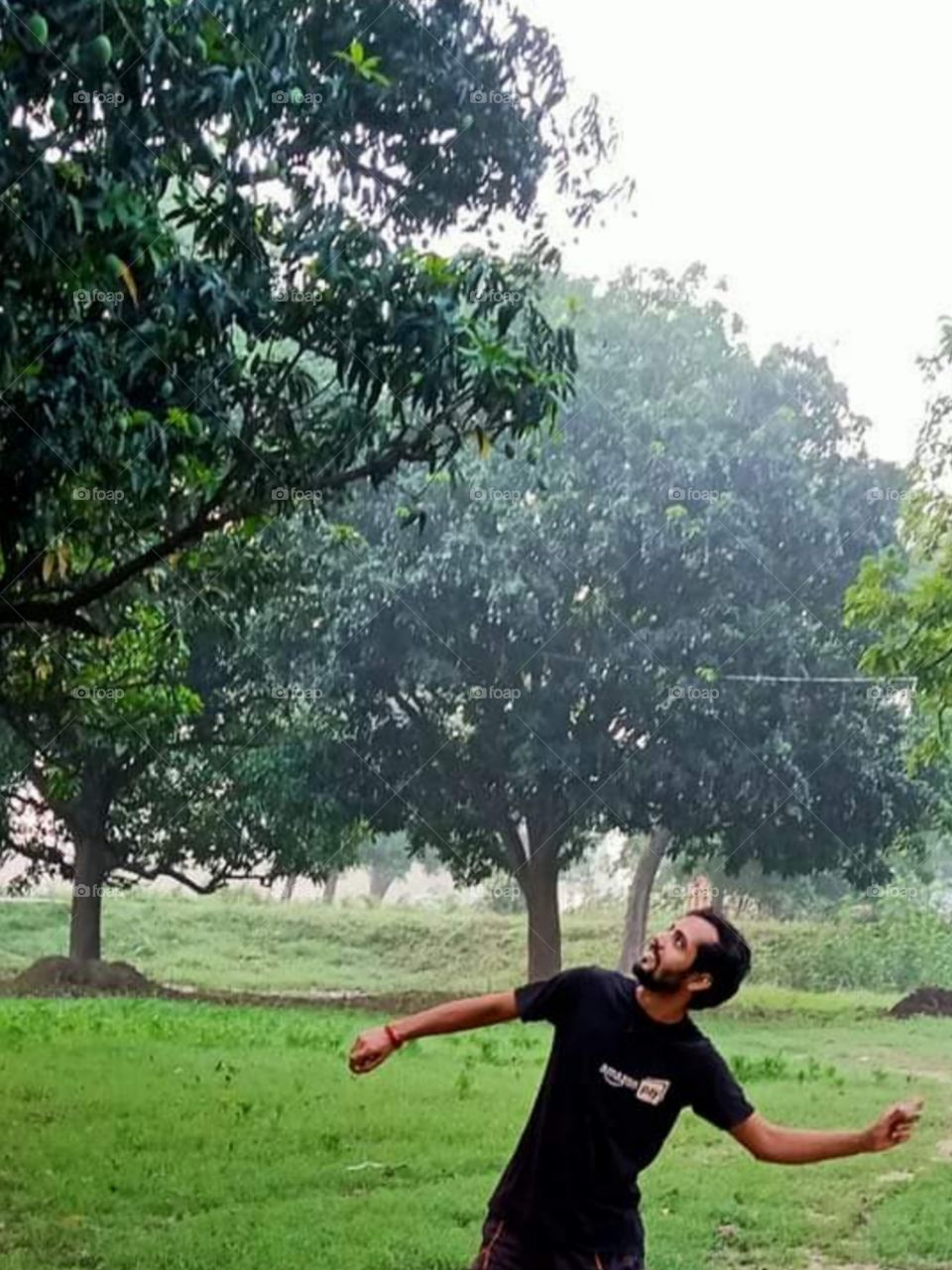 A man kills a man in UP India garden