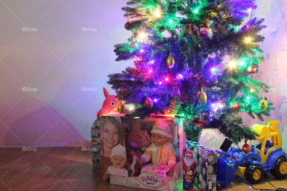 Christmas tree and gifts.