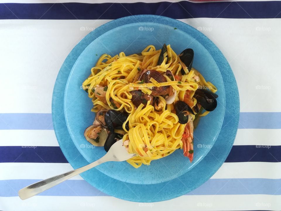 Linguine with the rock