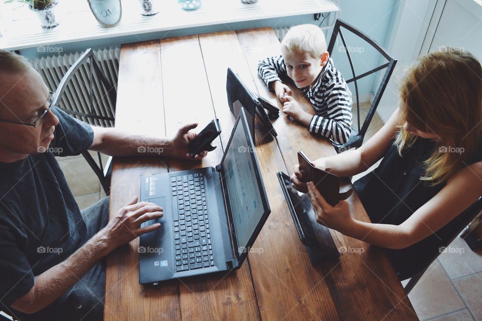 Computer, People, Adult, Woman, Laptop